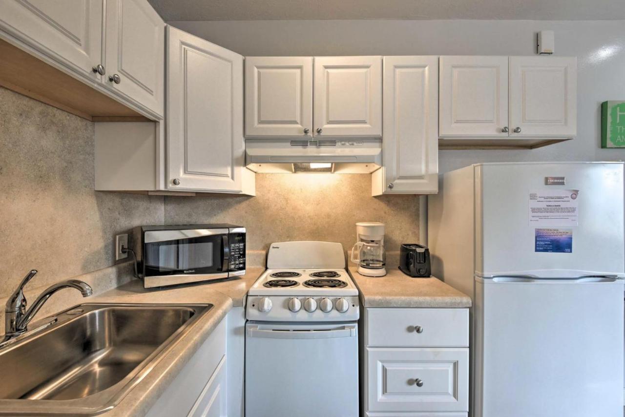Coastal Waters 108-109- 2 Bedroom 2 Bath Pool Side Condo! Нью-Смирна-Бич Экстерьер фото